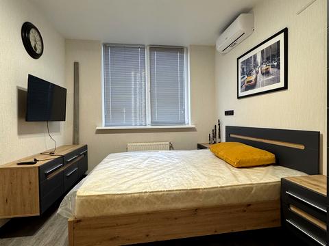 квартира за адресою Сім'ї Стешенків вул. (Тимофія Строкача), 8