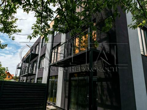 будинок за адресою Русанівські Сади