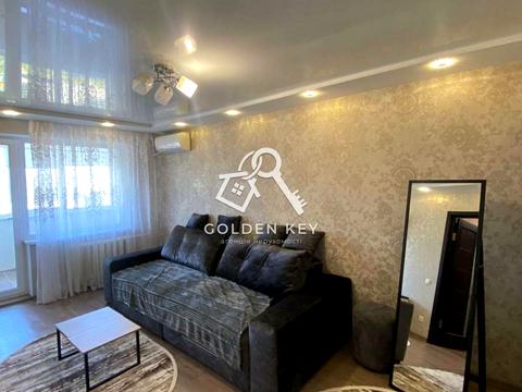 квартира за адресою 200-річчя Кривого Рогу просп., 15