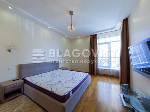 квартира за адресою Раїси Окіпної вул., 18