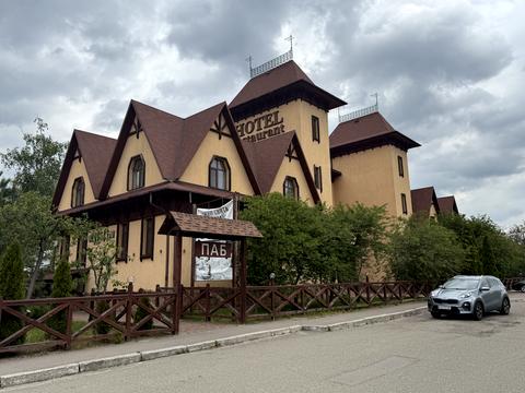 комерційна за адресою Берестейський просп. (Перемоги), 8-А