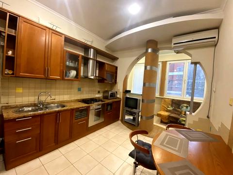 квартира по адресу Ивана Франко ул., 4