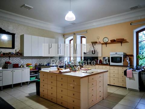 будинок за адресою 12-та лінія вул.