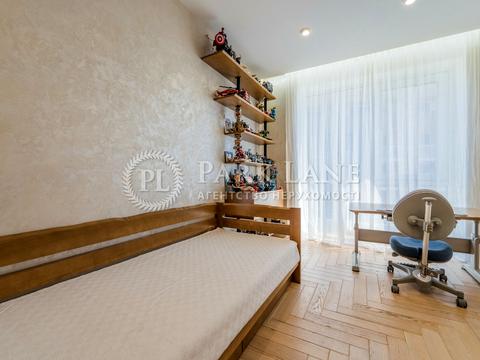 квартира за адресою Князя Романа Мстиславича вул. (Генерала Жмаченка), 28