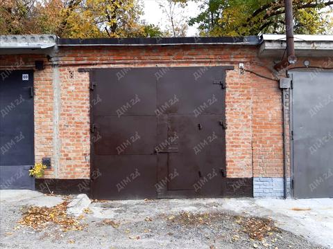 паркомісце за адресою Чураївни вул., 1