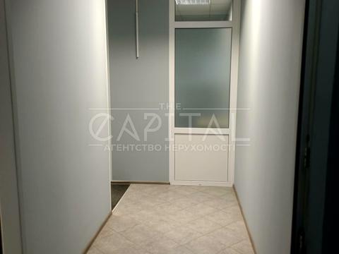 комерційна за адресою Васильківська вул., 31а