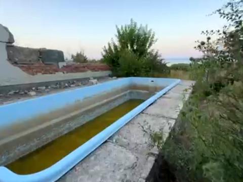 комерційна за адресою Дністровська, 9