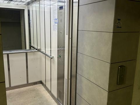 квартира за адресою Олександра Довженка вул., 21А
