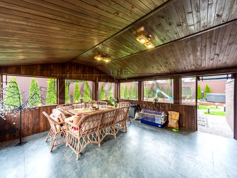 будинок за адресою с. Нові Безрадичі, Жовта