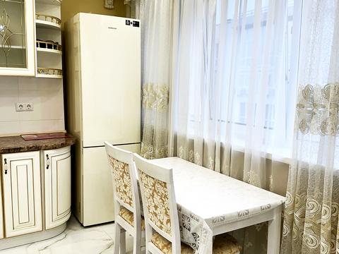 квартира по адресу Александровская ул., 1