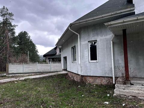 дом по адресу центральна