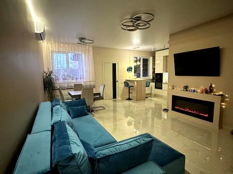 будинок за адресою Центральна вул.