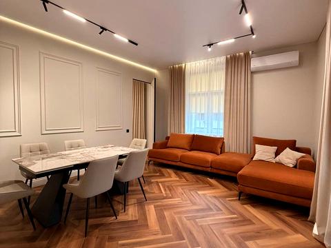 квартира за адресою Олександра Довженка вул., 6