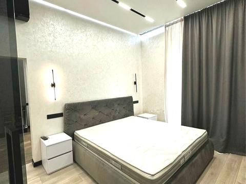 квартира за адресою Дніпровська набережна вул., 20-А