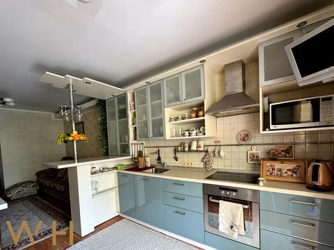 квартира за адресою Срібнокільська вул., 8-А