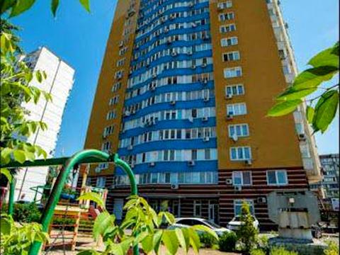 комерційна за адресою Володимира Івасюка просп. (Героїв Сталінграду), 47-А