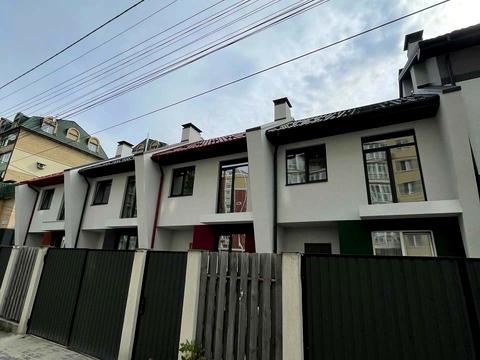 будинок за адресою Українська вул., 80/6