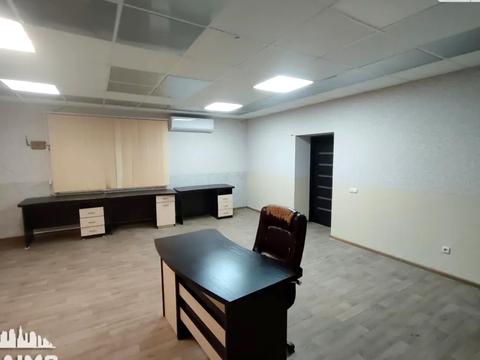 коммерческая по адресу Героев Крут ул. (Червоних Курсантів), 4в