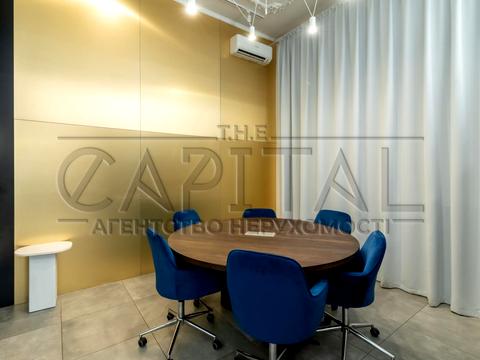 комерційна за адресою Київ, Богдана Хмельницького вул., 32