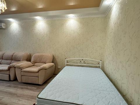 квартира за адресою Миколи Бажана просп., 8-Б