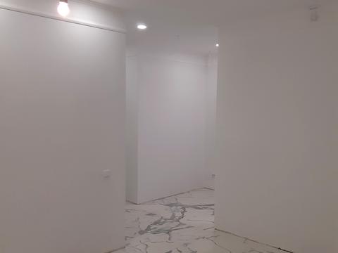 комерційна за адресою Лесі Українки бульв., 30-Б