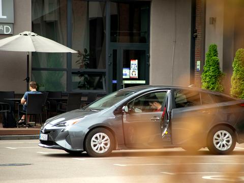 коммерческая по адресу Елены Телиги ул., 6