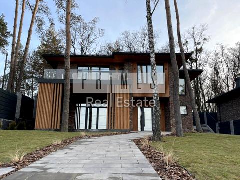 дом по адресу Звенигородская ул.