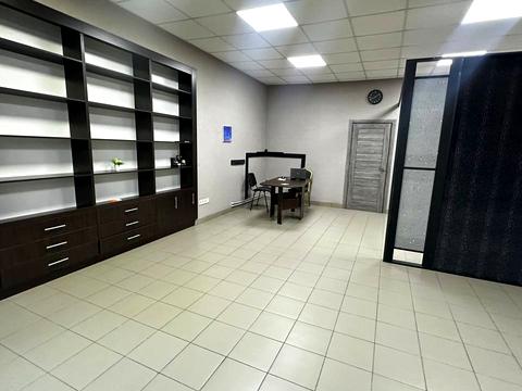 комерційна за адресою Горбачевського вул., 40а