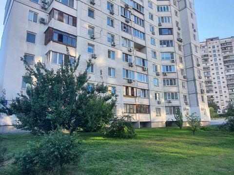 квартира за адресою Мілютенко, 17В