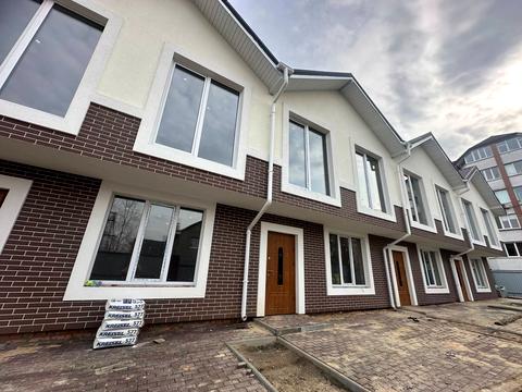 будинок за адресою Новаторів вул.
