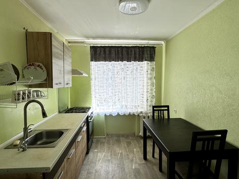 квартира за адресою Тополина вул., 18