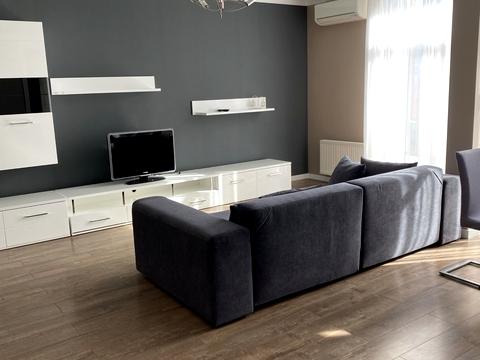 квартира за адресою Регенераторна вул., 4 к4