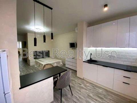 квартира за адресою Микільсько-Слобідська вул., 8