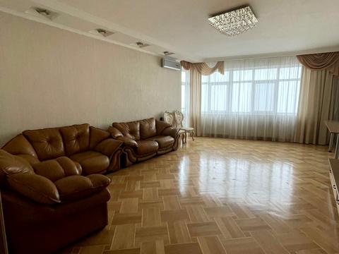 квартира за адресою Старонаводницька вул., 6-Б