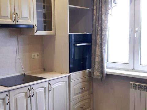 квартира за адресою Академіка Глушкова просп., 15