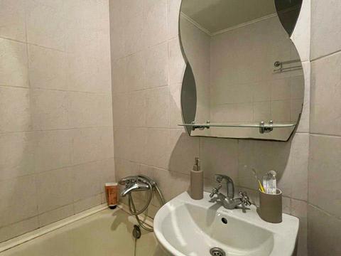 квартира за адресою Лариси Руденко вул., 15