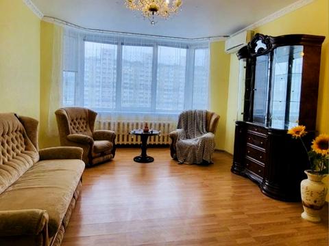 квартира за адресою Анни Ахматової вул., 35-А