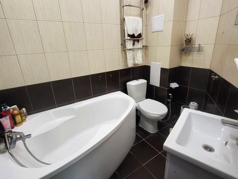 квартира за адресою Київ, Регенераторна вул., 4