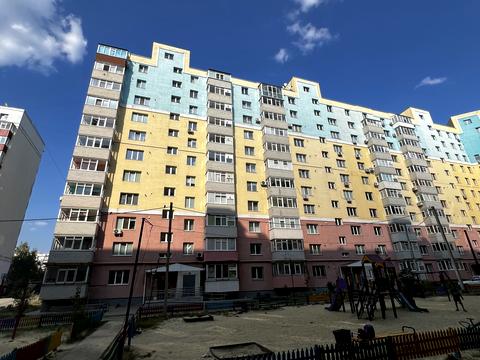 квартира за адресою Михайла Лушпи просп., 5