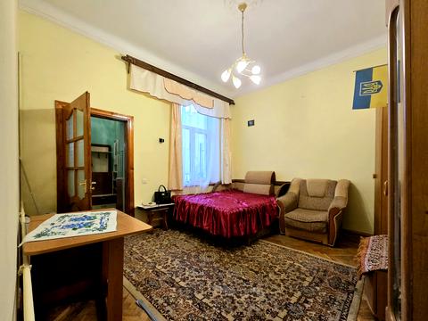 квартира за адресою Дмитра Вітовського вул. (), 14