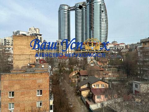комерційна за адресою Саперне Поле вул., 5