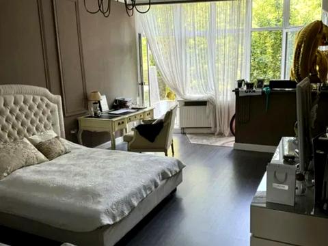квартира по адресу Аркадиевский пер., 9/1