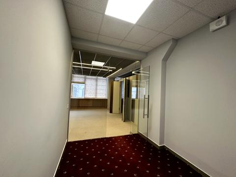 комерційна за адресою Верхній Вал вул., 2