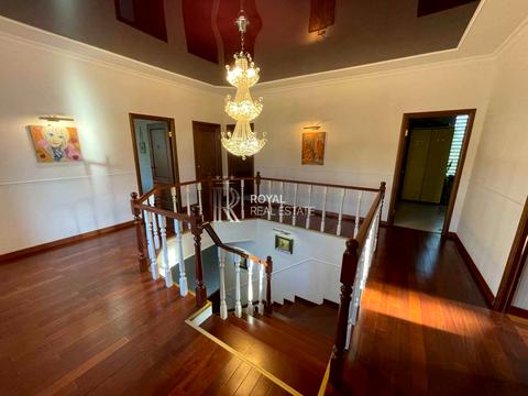 дом по адресу Золота