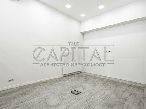 комерційна за адресою Саперне Поле вул., 3