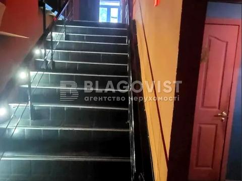 комерційна за адресою Русанівська набережна вул., 12