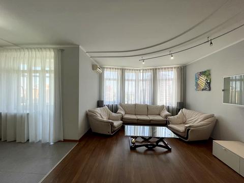 квартира по адресу Леси Украинки бульв., 30-Б