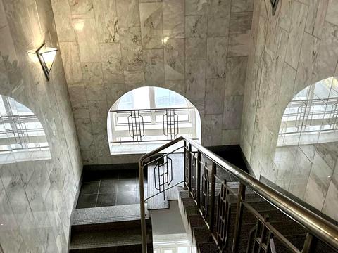 комерційна за адресою Михайлівська вул., 12-Б