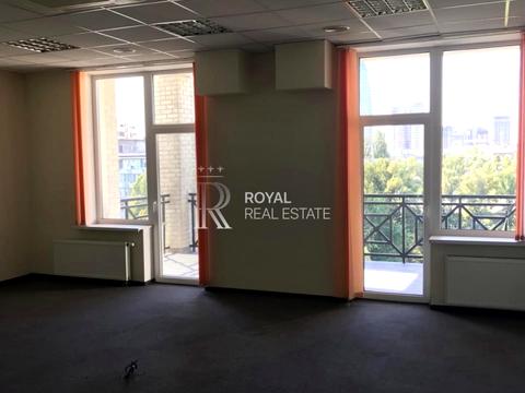 коммерческая по адресу Киев, Николая Михновского бульв. (Дружбы Народов), 19