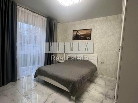 дом по адресу Київська вул.